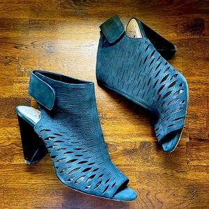 Vince Camuto black chunky heel, leather peep toe sandal.